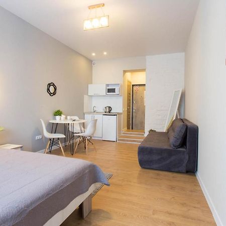 New Studio, Metro Yaroslava Mudroho And Universytet - Chernyshevska Str 95-3 카리프 외부 사진