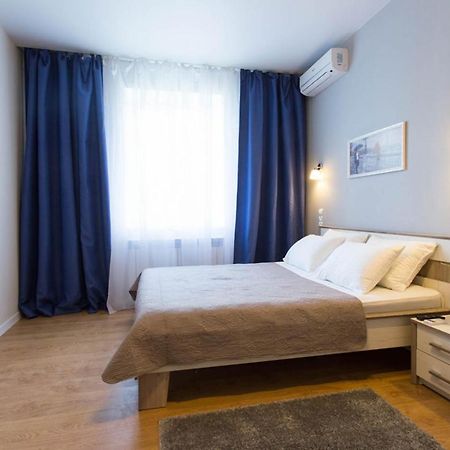 New Studio, Metro Yaroslava Mudroho And Universytet - Chernyshevska Str 95-3 카리프 외부 사진