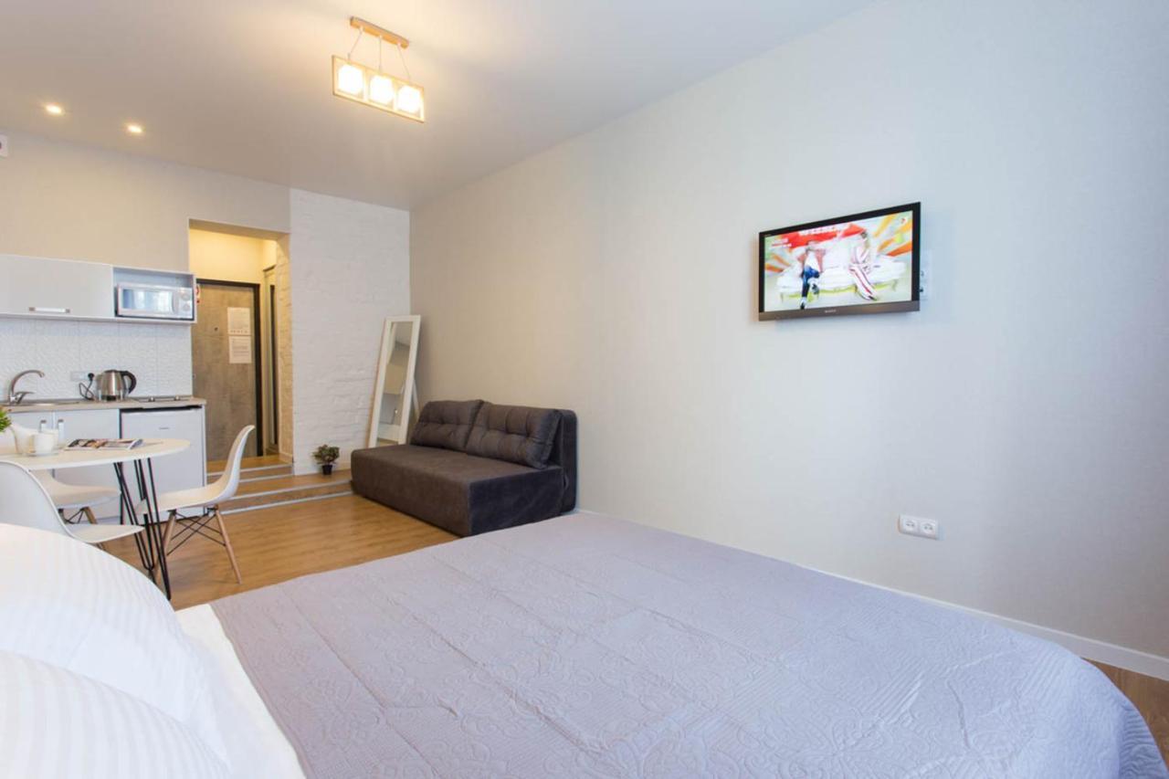 New Studio, Metro Yaroslava Mudroho And Universytet - Chernyshevska Str 95-3 카리프 외부 사진